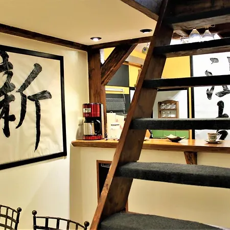 Privoffice4u Samurai - Old Town, Main Square, Main Station Apartment