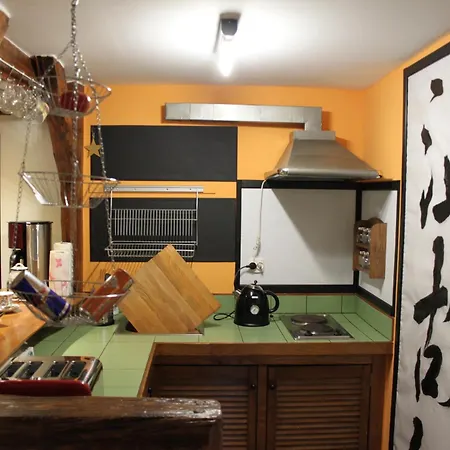 Privoffice4u Samurai - Old Town, Main Square, Main Station Apartment *